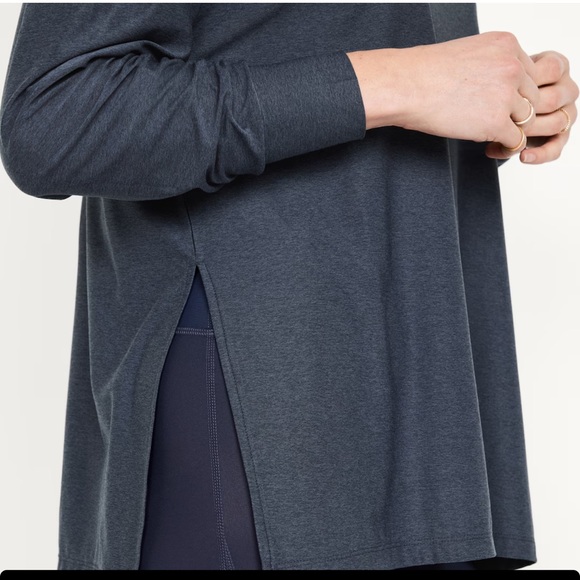 NWT OLD NAVY Cloud 94 Soft Long Sleeve Tunic Color: Dusk Navy SIZELARGE - Picture 4 of 7